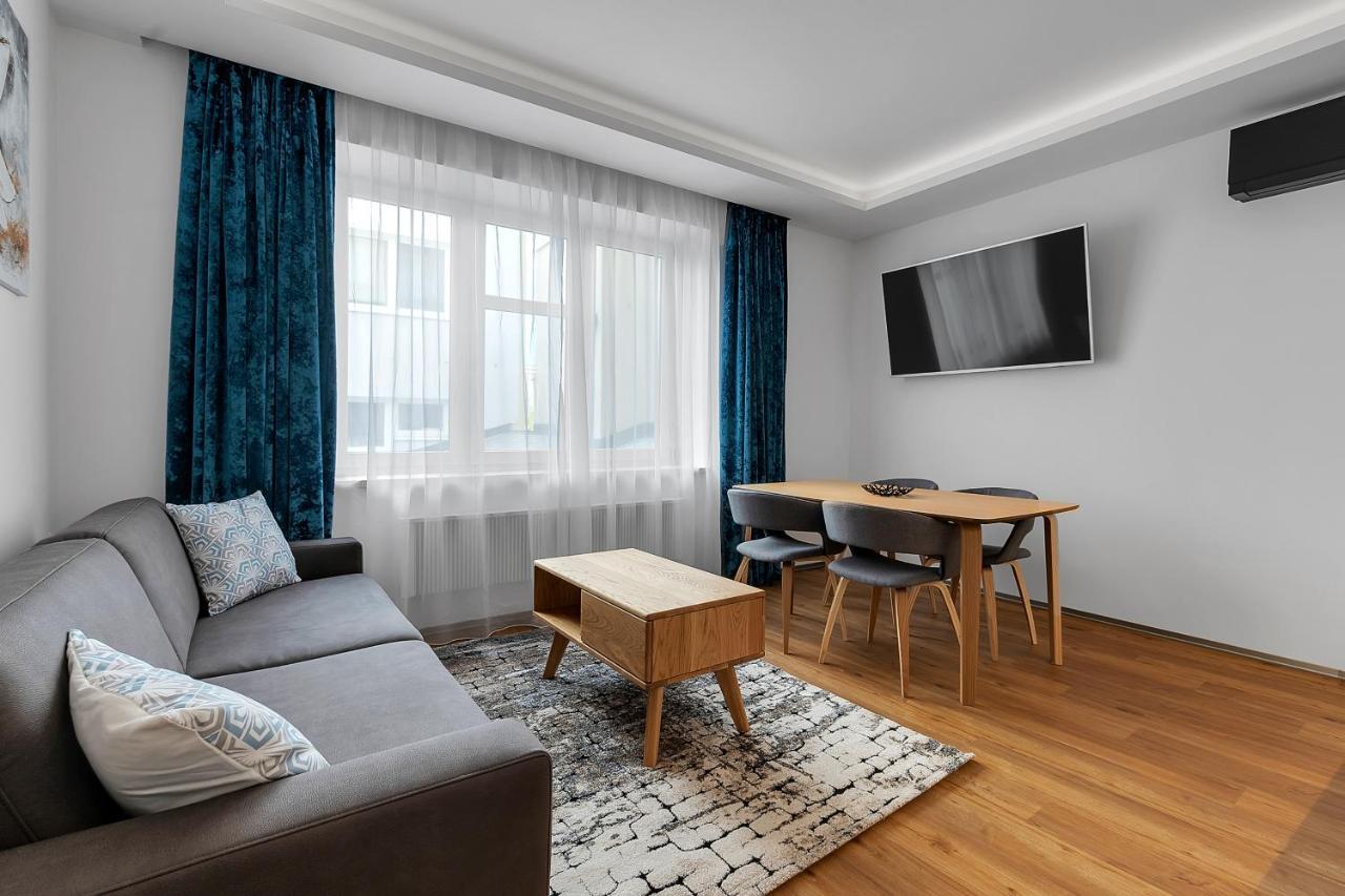 Novy Designovy Apartman S Klimatizaci Rychnov nad Kneznou Dış mekan fotoğraf